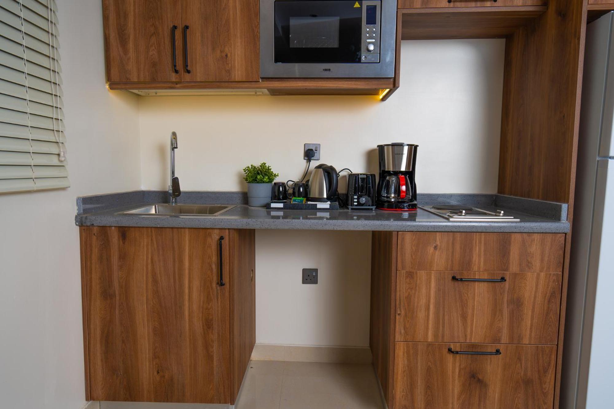 Vivian Park Al-Aziziya Aparthotel Riyadh Ngoại thất bức ảnh